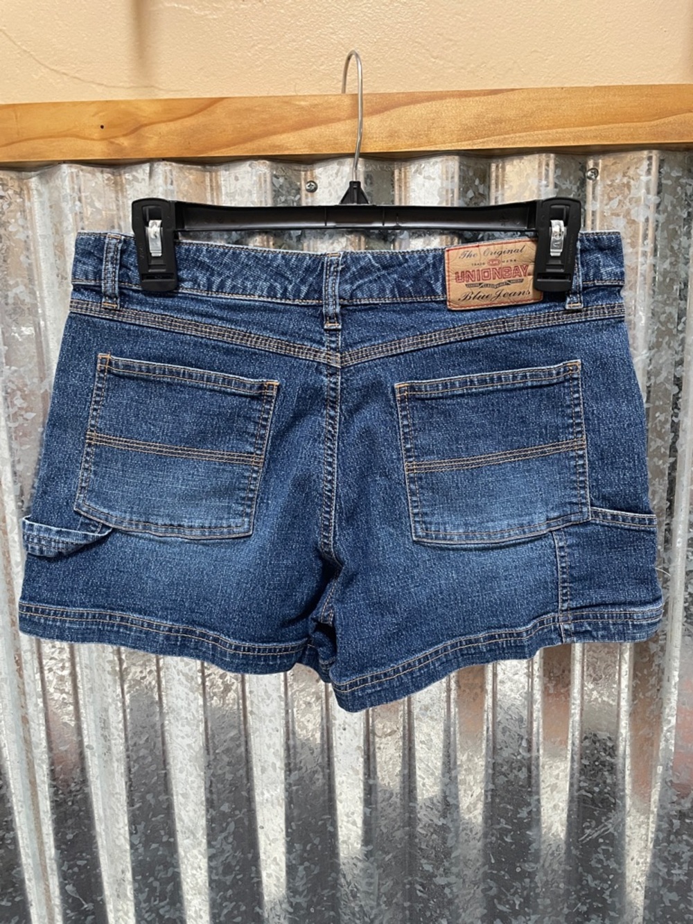 Women’s Unionbay Stretch Carpenter Shorts - Picture 2 of 8